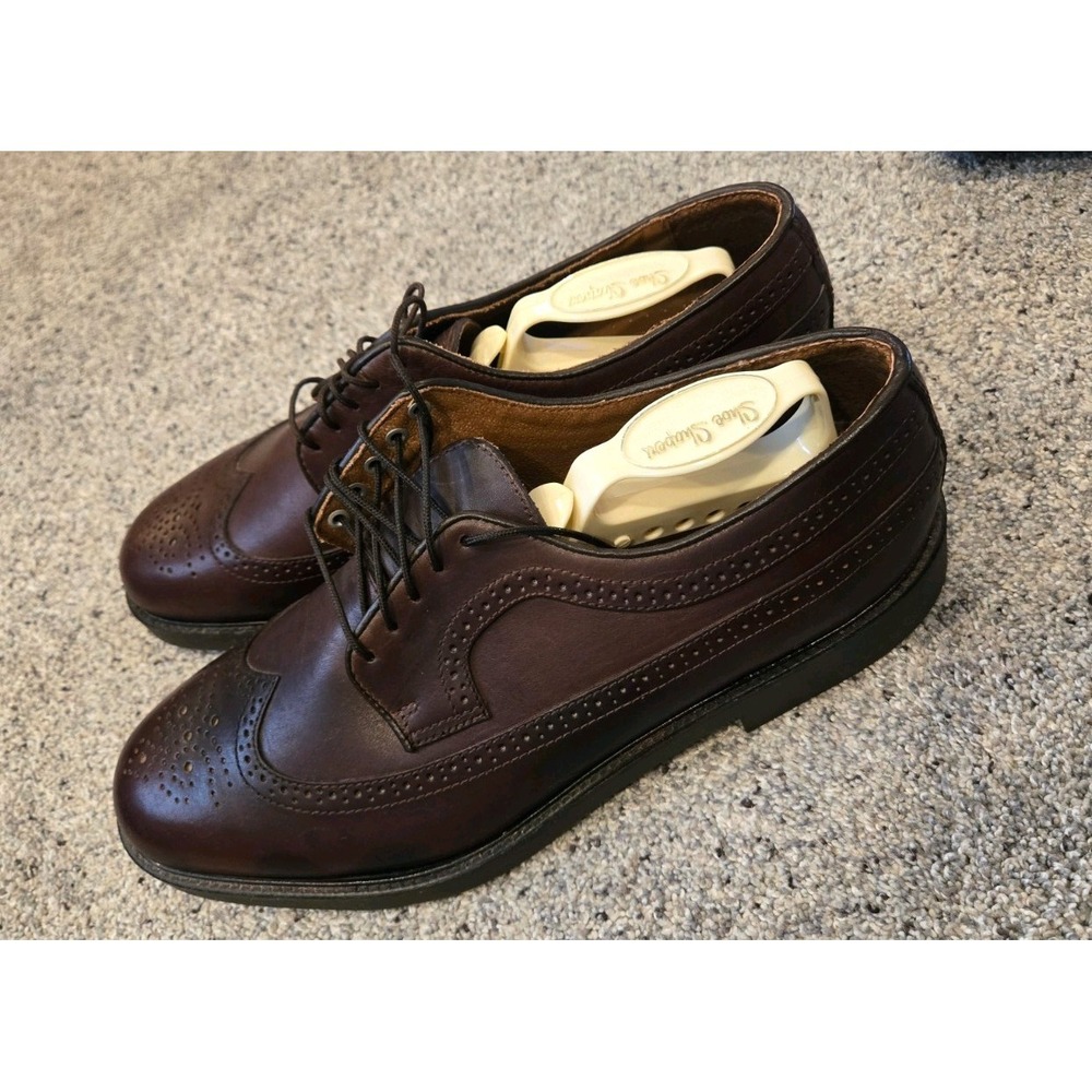 G.H. Bass & Co. Men's 11.5M Brown Leather Wingtip Brogue Oxford Shoes USA Made